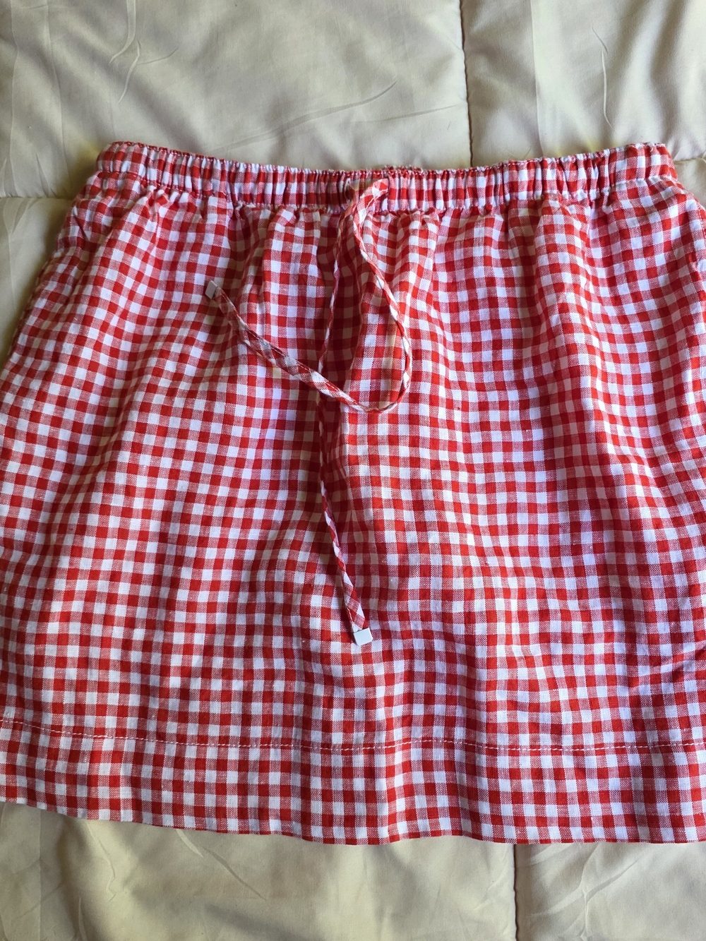 C &C Red and White Gingham Drawstring Skort - Picture 1 of 3